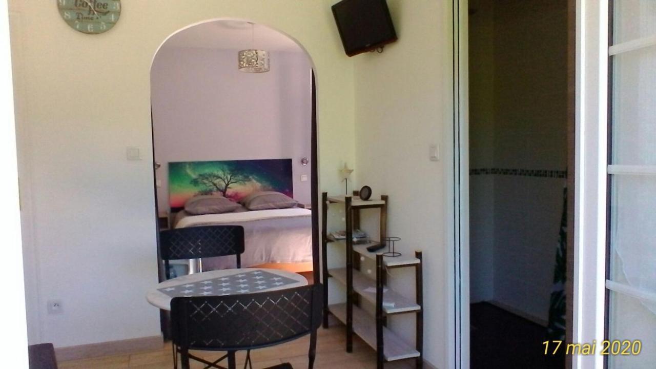 Le Clos Des Palombes Wifi Climatisation Saint-Pierre-du-Mont  Екстер'єр фото