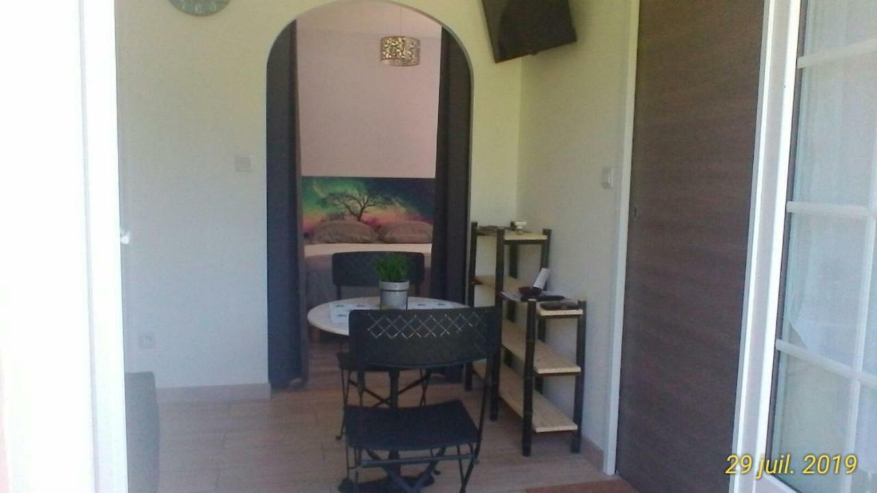Le Clos Des Palombes Wifi Climatisation Saint-Pierre-du-Mont  Екстер'єр фото